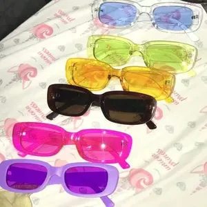Цвет: розовый, золотистый; Стильный ретро vintage shades 2023 ярких цветов Солнцезащитные очки может изготовленным на заказ логосом Лидер продаж солнцезащитные очки для женщин
