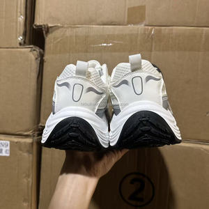 Zapatillas Deportivas Nuevas de Alta Calidad, Lote de Zapatos Directo de Fábrica a Precio Económico - Product Image 3