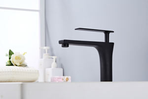 Robinet de lavabo en laiton massif noir, design personnalisé, à poignée unique, anti-éclaboussures, durable, mitigeur d'eau chaude et froide réglable - Product Image 5