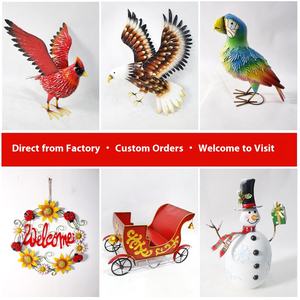 Decorazione Natalizia Babbo Natale in Ferro Altezza 14" Auto Slitta Artificiale da Esterno Logo Personalizzato Regalo per le Feste Vendita all'Ingrosso - Product Image 2