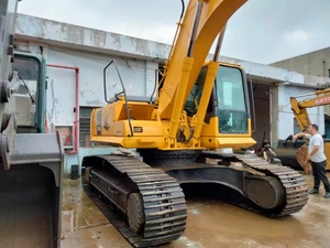 Excavadora Komatsu pc300 de 30 Toneladas Usada con Pocas Horas de Uso, Confiable para Construcción y Paisajismo, Equipo Komatsu de Segunda Mano - Product Image 4