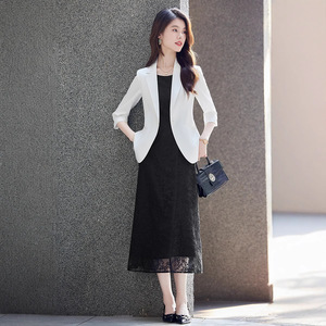 Women's Blazer Three Quarter Sleeve Solid Color Polyester Anti Wrinkle Workwear Professional Suit Jacket - Product Image 3