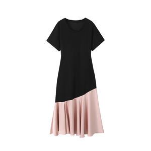 Robe longue asymétrique patchwork Runqi pour femme grande taille, noire, col rond, en satin, coupe sirène, taille naturelle - Product Image 1