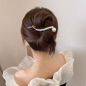 Pince à <span class=keywords><strong>cheveux</strong></span> pour <span class=keywords><strong>femme</strong></span> en métal plaqué, avec perles et strass, style grenouille, pour l'été - Product Image 4