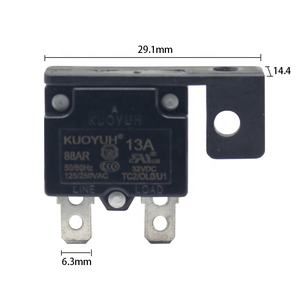 <span class=keywords><strong>Multiprise</strong></span> intelligente Kuoyuh série 88 20A avec <span class=keywords><strong>disjoncteur</strong></span> 4,5 kA et support - Product Image 2