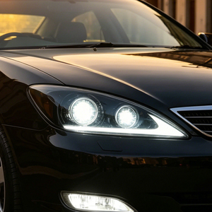 Conversions de phares à LED pour Toyota Camry 2003-2005 avec feux de jour et clignotants séquentiels. - Product Image 5
