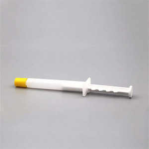 Fabrikant Op Maat 2.5G Hond Wegwerp Voeding Voorgevulde Spuit Met <span class=keywords><strong>Plastic</strong></span> Gekartelde Spuitduwer - Product Image 2