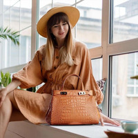 RZCK vente en gros de sacs à main de style fantaisie de qualité supérieure en cuir PU à la mode classique cadenas de luxe avec logo de marque personnalisé sacs fourre-tout pour femmes