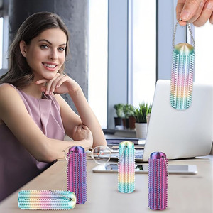 Ít ouchies Giảm Căng Thẳng <span class=keywords><strong>Fidget</strong></span> Spiky grippie đồ chơi positiv mini massager Keychain cho sự lo lắng cứu trợ đồ chơi gập ghềnh với công cụ Stim - Product Image 3