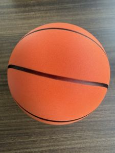 Ballon de basket silencieux en mousse PU avec logo, taille personnalisée 7, mini ballon silencieux pour intérieur, maison, enfants, jouets rebondissants - Product Image 2