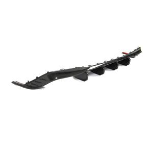 Diffusore paraurti posteriore in fibra di carbonio preimpregnato puro per Volkswagen <span class=keywords><strong>Golf</strong></span> <span class=keywords><strong>R</strong></span> MK8 <span class=keywords><strong>R</strong></span> <span class=keywords><strong>Line</strong></span> 2021-2022 - Product Image 2