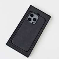Coque de téléphone en cuir suédé véritable de luxe avec logo personnalisé pour couverture arrière de téléphone portable magnétique 15 16 17 pro Max