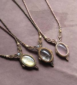 แหวนมาคราเม่ประดับลาพิส ลาซูลีสีเงินใหม่ ขนาด 20x25 มม. รูปทรงหยดน้ำ ฝังแบบ Bezel ได้รับการรับรองจาก IGI สไตล์วินเทจ ทำด้วยมือ ชุบแพลตตินัม - Product Image 1