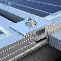 Système de pince solaire sur le toit de vente directe d'usine