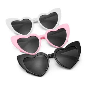 2022 المرأة العلامة التجارية مصمم القط العين نظارات شمسية الإناث الرجعية الحب القلب على شكل نظارات السيدات UV400 حماية القلب النظارات الشمسية