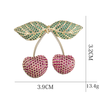 Broche en laiton plaqué or 18 carats avec zircone cubique, motif cerise mignonne pour filles, idéale pour hijab, diamant décoratif, sûre pour les fêtes ou comme cadeau