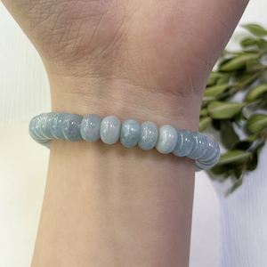 Bracelet en pierre naturelle, perles de verre colorées, force et courage, partenaire logistique innovant et fiable, support après-vente - Product Image 1