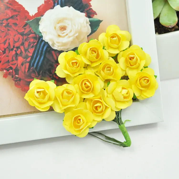 Penjualan laris buatan tangan Mini 2cm kertas bunga mawar untuk dekorasi