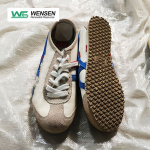 أحذية رياضية كاجوال للمشي في حالة جيدة ، أحذية نسائية مريحة جيدة التهوية بتصميم فاخر ، أحذية مستعملة من علامة تجارية - Product Image 2