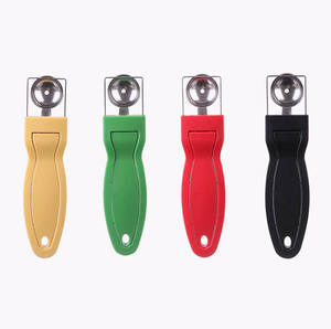 Cuchillo para tallar frutas de acero inoxidable 2 en 1, cortador de sandía, cortador de melón, cuchillo de sandía rápidamente seguro - Product Image 5