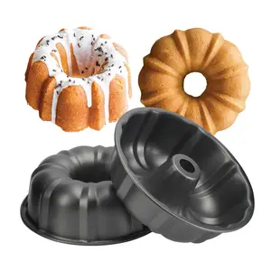 Ready Stock Nonstick Black Carbon Steel 8 inch bundt fluted tube cake pan Heavy Duty Round Baking Mold for Bavarois Brownie