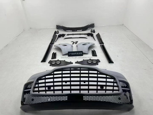 Kit carrosserie en fibre de carbone pour Aston Martin DBX 707 : pare-chocs avant et arrière, jupes latérales, diffuseur, capot. - Product Image 2