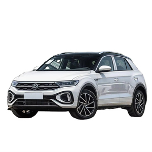 VOLKSWAGEN T-ROC 2024 2025 300TSI DSG 2WD STARLIGHT NOUVEAU SUV COMPACT À ESSENCE VOITURE À ESSENCE PAS CHÈRE PRIX ABORDABLE EN STOCK <span class=keywords><strong>VW</strong></span> <span class=keywords><strong>TROC</strong></span> - Product Image 1