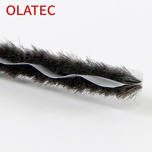 Joint d'étanchéité industriel OLATEC avec filaments fins et denses pour portes et fenêtres commerciales, certifié RoHS, REACH, CE, ISO9001 - Product Image 1