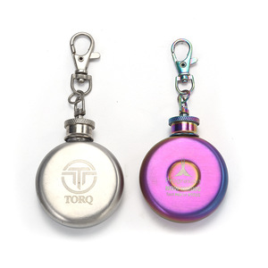 Tùy chỉnh 1oz <span class=keywords><strong>Mini</strong></span> Thép không gỉ Whiskey rượu rượu Hip <span class=keywords><strong>Flask</strong></span> với móc chìa khóa và Laser khắc logo - Product Image 6