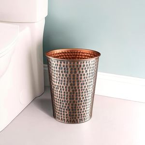 Monarca <span class=keywords><strong>dimora</strong></span> bagno moderno pattumiera resistente in rame antico cestino dei rifiuti in metallo martellato a mano cestino decorativo in metallo per <span class=keywords><strong>la</strong></span> casa - Product Image 1
