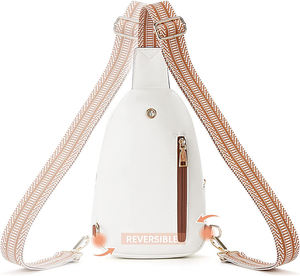 Baru dapat disesuaikan Logo timbul kosong tahan lama Pu kulit saku tahan air portabel tas selempang tas dada untuk wanita - Product Image 3