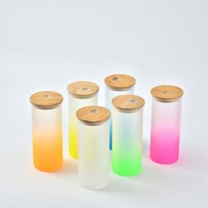 Bouteille d'eau en verre en forme de canette de bière 18 oz, gobelet vierge pour sublimation, gobelet givré 18 oz, bocal Mason avec couvercle et paille - Product Image 1