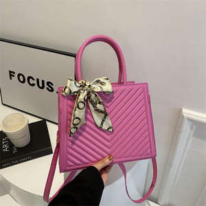 Nouveau sac à main matelassé en cuir PU de haute qualité pour femme, sac à bandoulière zippé pour femme - Product Image 5