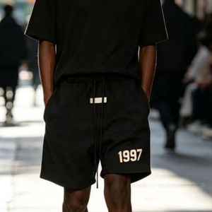 <span class=keywords><strong>Fear</strong></span> 1997 Venta al por mayor ESS SS22 Pantalones cortos de tabla para hombre Camisa de manga corta a cuadros Cintura media Color avena y avena oscuro Estilo urbano con LOGO - Product Image 1