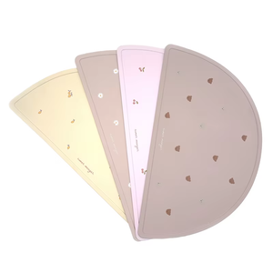 Tapis de dessin et d'alimentation demi-rond pour bébé, sans BPA, personnalisable, le moins cher, en silicone lavable, emballage personnalisé - Product Image 1