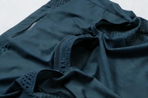 Maillot de cyclisme personnalisé haute performance pour hommes et femmes, séchage rapide, respirant, polyester et élasthanne, imprimé dégradé, pour le cyclisme sur route - Product Image 5