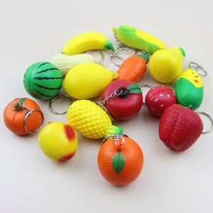 Lot de porte-clés souple promotionnel en forme de fruits et légumes réalistes, jouets sensoriels anti-stress en PU à remontée lente, personnalisables - Product Image 1