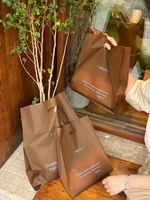 Sac en plastique réutilisable personnalisé avec poignée pour vêtements, idéal pour les boutiques de prêt-à-porter, prix d'usine, vente en gros