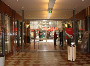 Máquina Envolvedora de Paraguas Guangyuan UPM-13D con Certificación CE RoHS, para Placas Laminadas en Frío, Vida Útil de 10-15 Años - Product Image 6