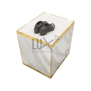 LUX Bois Classique Noir Vêtements Présentoir Rack Hommes Vêtement Costume Magasin Intérieur Free Design Meubles Or Gagnant POPAI - Product Image 6