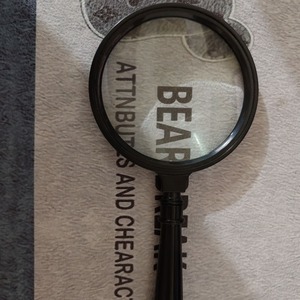 แว่นขยายแบบมือถือ เลนส์แก้วขนาด 90 มม. สำหรับอ่านหนังสือและหนังสือพิมพ์ - Product Image 1