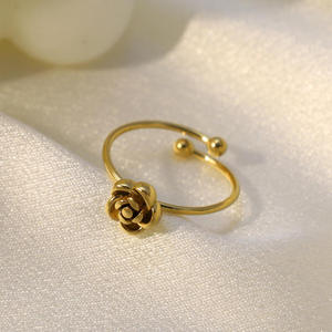 Bague de mode pour femme, bijou raffiné en acier inoxydable plaqué or, motif rose, cadeau Fête des Mères - Product Image 2