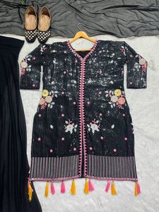 Bollywood Style Kurti & Sharara Set Heavy Georgette con impresión digital Bodas y fiestas completamente cosidas para mujeres y niñas - Product Image 2