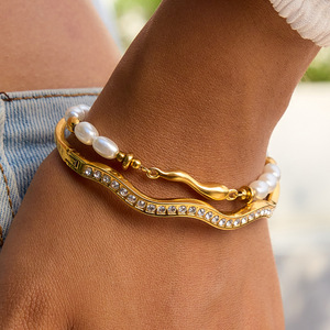 Bracelet en diamant rond taille brillant Jinhua, or 18 carats, acier inoxydable, accents de diamants blancs, bijoux pour femmes à porter au quotidien - Product Image 1
