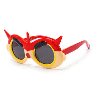 แว่นกันแดดเด็กแบบโพลาไรซ์ลายการ์ตูนใหม่ กรอบซิลิโคนนุ่ม ป้องกันรังสียูวี แฟชั่นสำหรับเด็ก ขายส่ง - Product Image 2