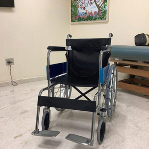 Silla Cómoda Médica Profesional Personalizable CA809SKD, Silla de Ruedas Manual de la Mejor Calidad para Equipos de Rehabilitación Física - Product Image 1