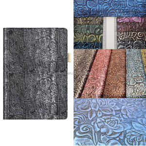 <span class=keywords><strong>Funda</strong></span> de Cuero PU con Relieve de Rosas Vintage Personalizada para <span class=keywords><strong>iPad</strong></span> Pro 11 2024 2025 M4 M3, <span class=keywords><strong>Funda</strong></span> Magnética con Correa de Mano - Product Image 2