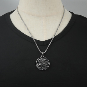 Collier avec pendentif animal en acier inoxydable, design de créature mythique argentée, bijoux de mode pour hommes, chaîne de 3.0x60cm, 24093 - Product Image 4