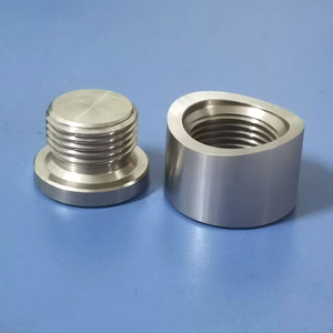 น็อตและสลักเกลียวอะแดปเตอร์ท่อสแตนเลส M18X1.5 สำหรับการอัพเกรดระบบไอเสีย - Product Image 1