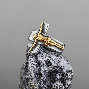 Anillo de moda para hombre Okp Brand, estilo hip hop europeo americano, diseño simple y personalizado, cruz de Jesús en oro con piedra natural, acero inoxidable. - Product Image 1